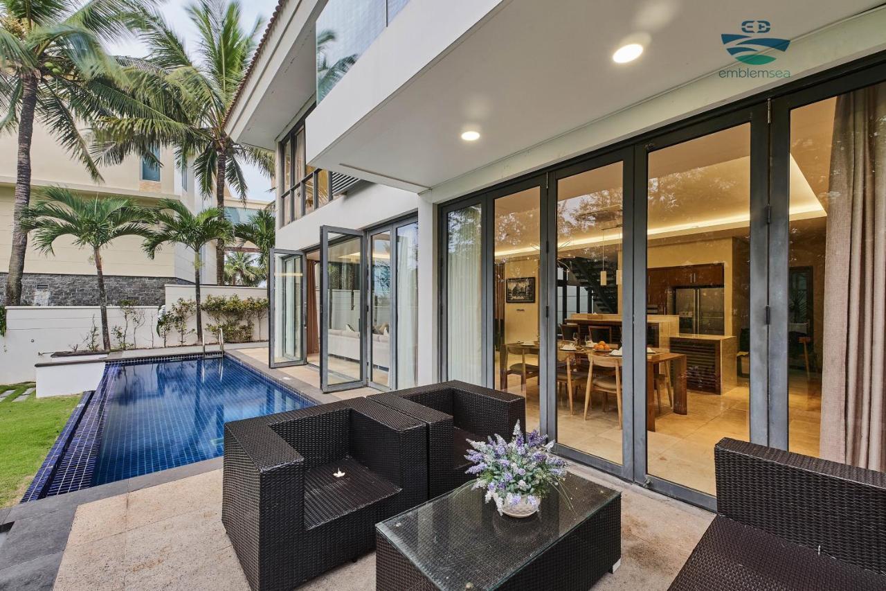 Emblem Sea 4 Bedroom Villas Da Nang Exterior photo