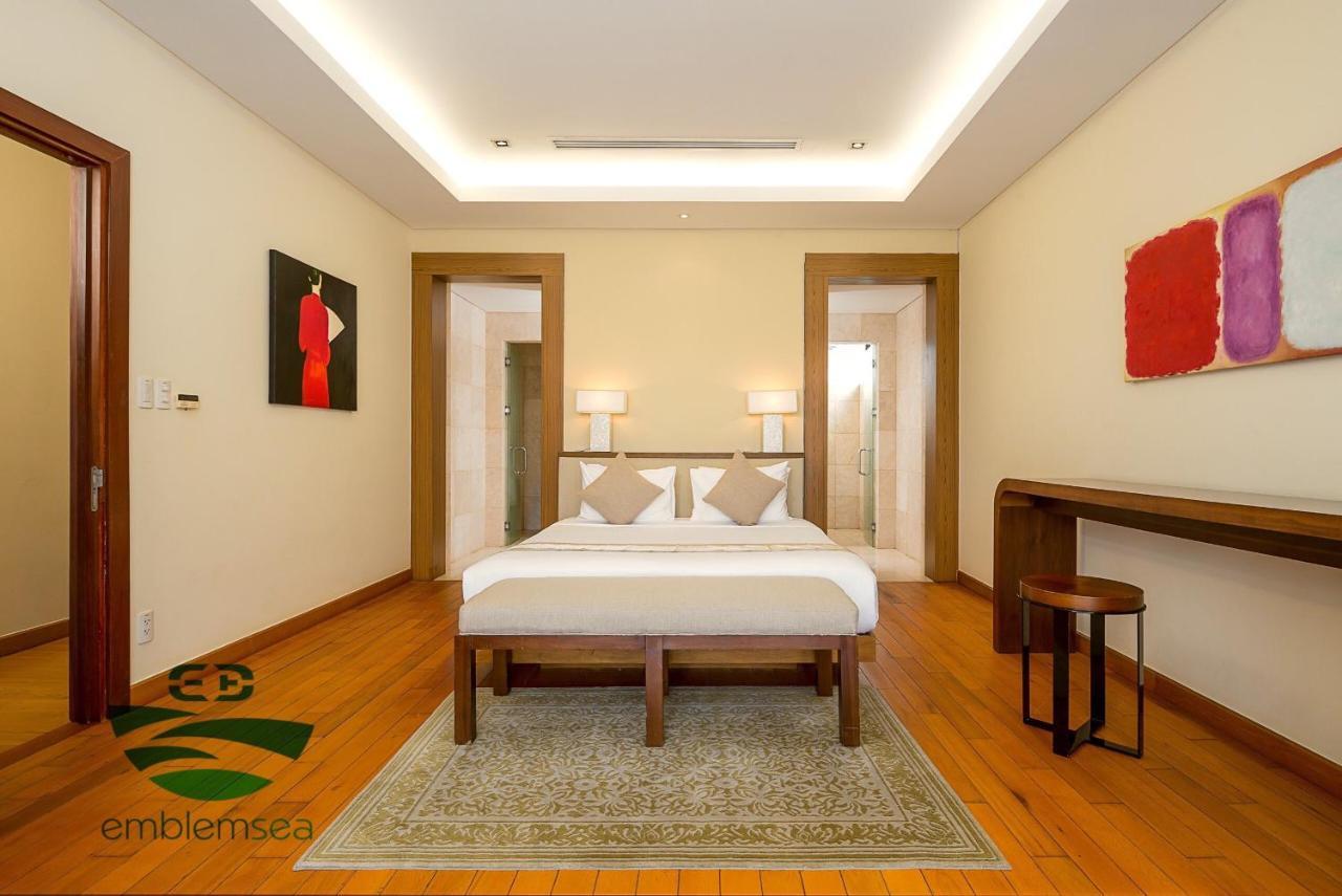 Emblem Sea 4 Bedroom Villas Da Nang Exterior photo
