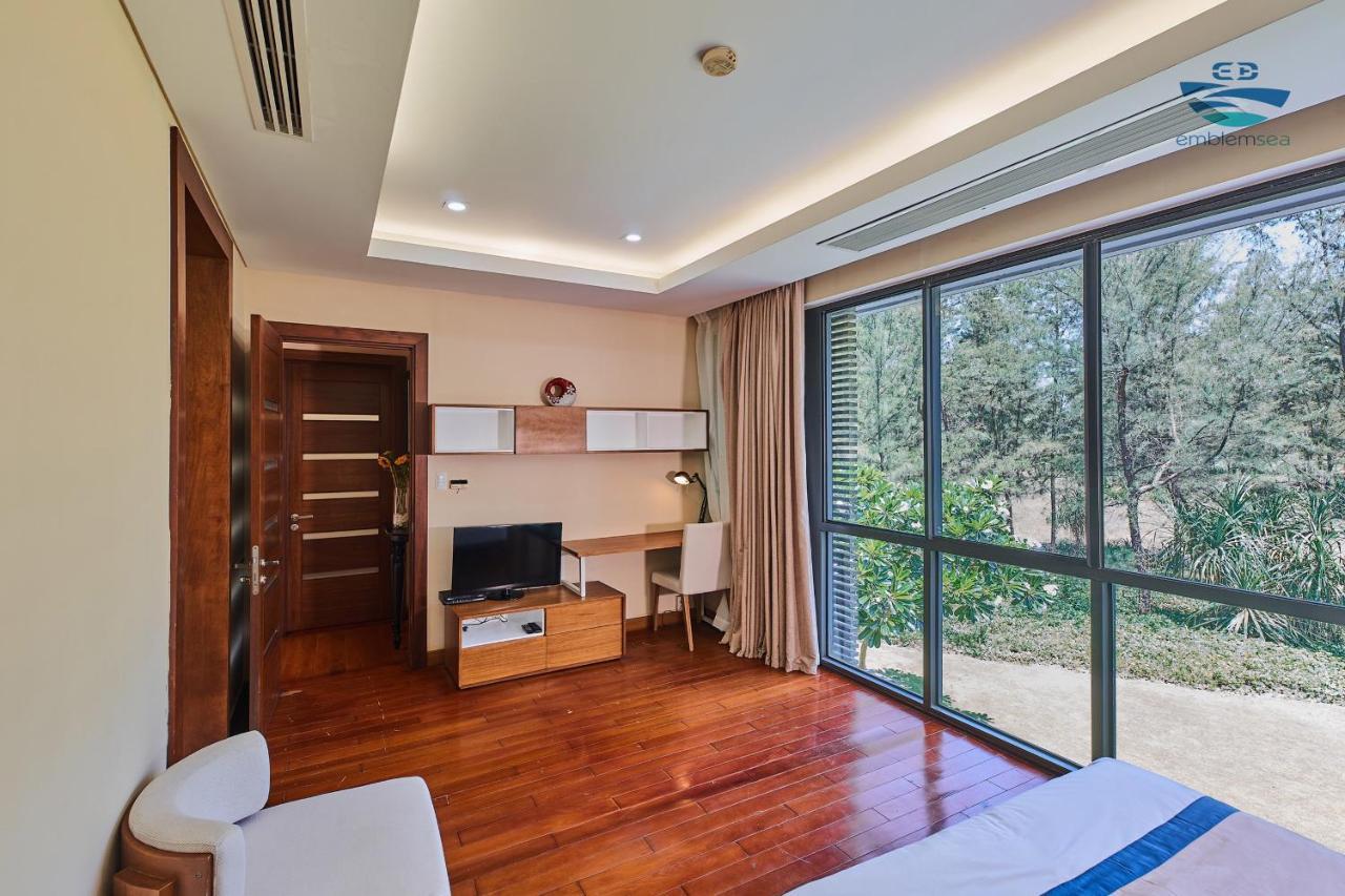 Emblem Sea 4 Bedroom Villas Da Nang Exterior photo